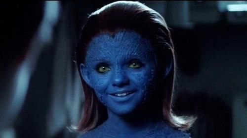 漫威英雄电影里出现的"小孩":图2是小托尼,图5快银抱着的是小女巫?