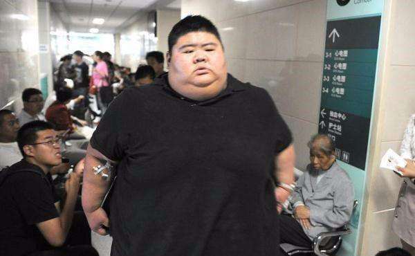 19岁网红668斤, 号称山东第一胖月入2万网络