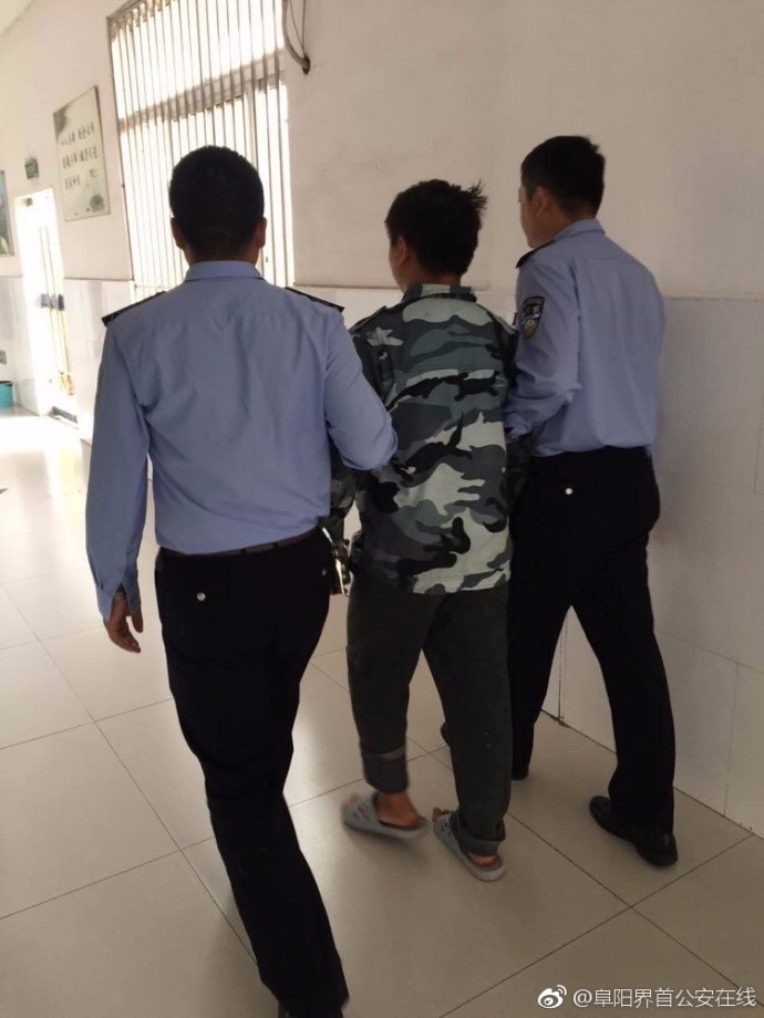 “微信群骂警察”被拘引争议,警方权力还需谨慎使用 “微信群骂警察”被拘引争议,警方权力还需谨慎使用