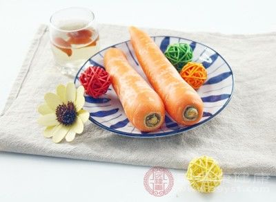 肚子经常胀气是怎么回事