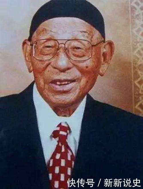 张学良接受日本人采访坦言:我一生只佩服他,怕