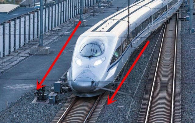 重庆到福建今年将开通一条高速铁路,全长1677