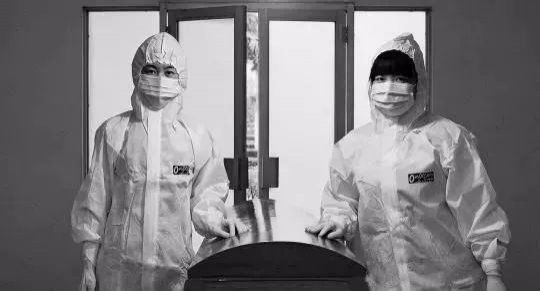 殡仪专业毕业的入殓师们:4000 月薪的另类职业