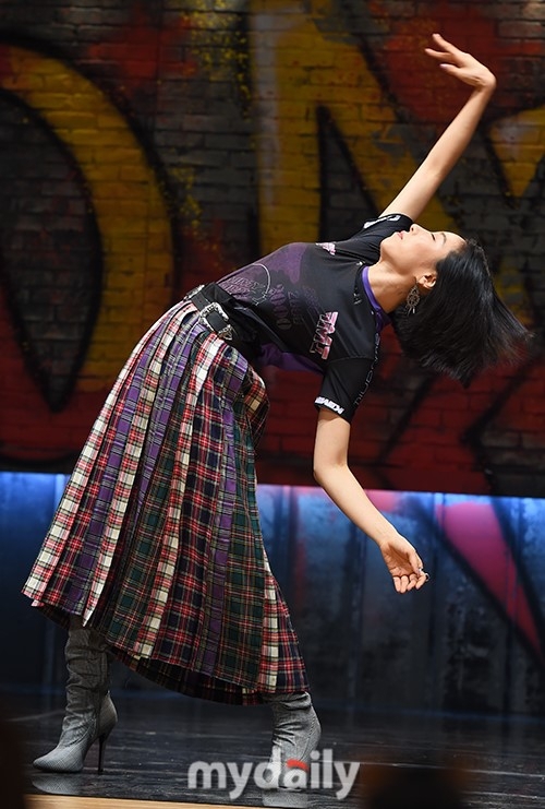 组图:kbs斗舞真人秀发布会 李浩沅李起光等出席