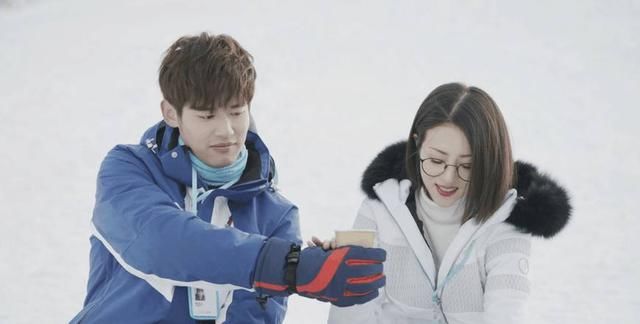 李溪芮新剧挑战三重人格?悬疑风格打破传统偶