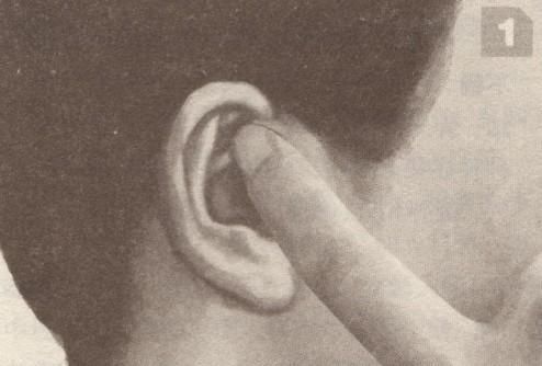 治胃胀、胃寒、老胃病的4个按摩穴位,不花一分