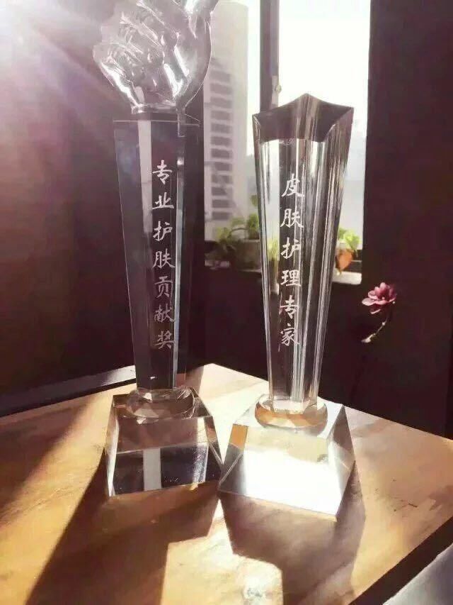 精致女人导师凌然-专访