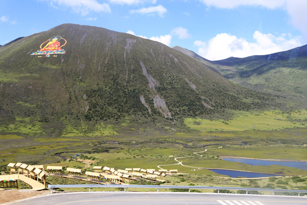 圣地甘孜:在此可感受浓郁的木雅藏族风情!