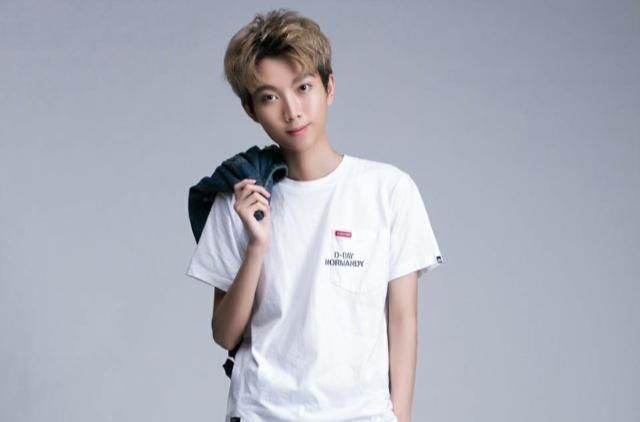 最受欢迎的5位王者荣耀主播:斗鱼张大仙排第2名,剑仙排第3名!