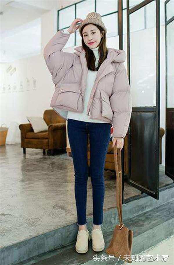 《性感东京》短款羽绒服怎么搭配才好看?小个