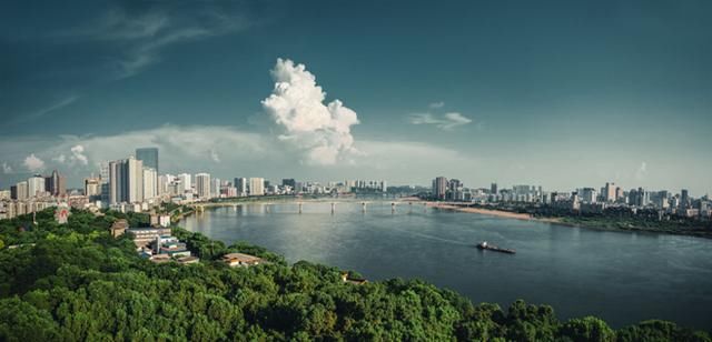 湖南这座城市经济发展超过郴州、湘潭,拥有六