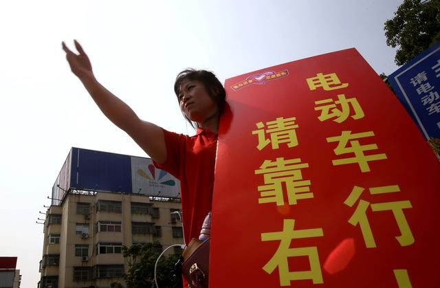 2018中高考结束,临泉县爱心送考志愿服务展