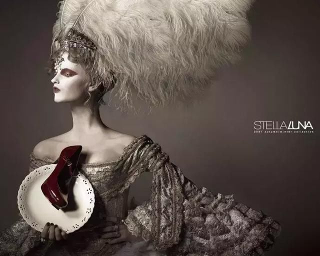 最牛逼的两个文案,怎样给鞋子写文案的?