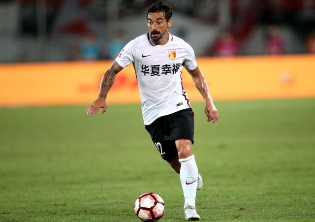 2017年世界足坛球员年薪排名,中超5位球员上