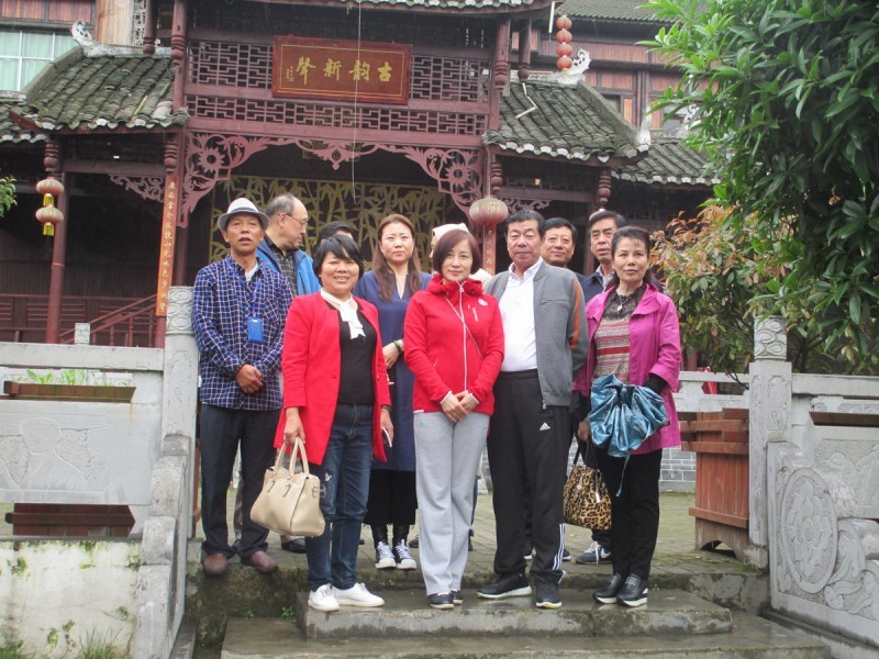 文化名家、文化产业大佬造访金沙后山文化古镇