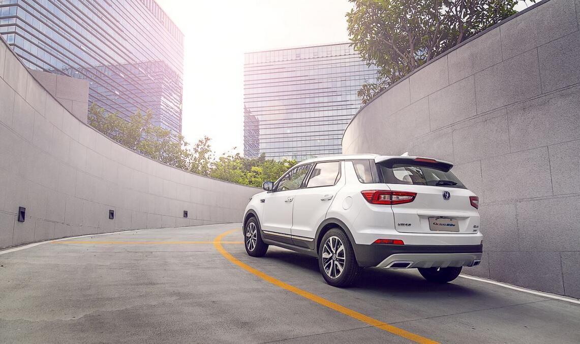 长安新CS55\/CS55蓝动版新青年之选!