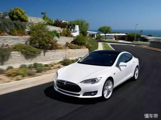 手机电池两年一换,电动车电池究竟多久要换一次