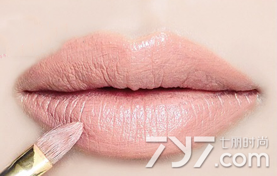 口红涂法教程 t018d34f82595e4105e.png?size=550x350