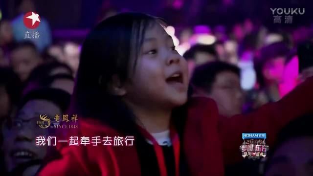 李小璐贾乃亮甜蜜合唱《全部都是你》,网友却