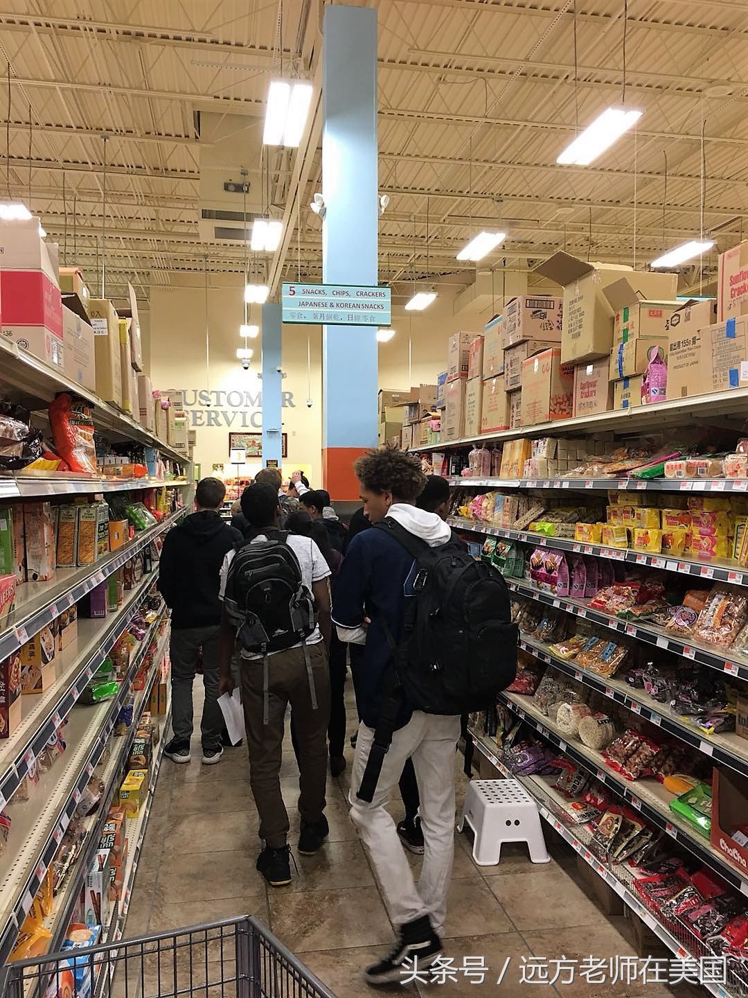 美国高中生的中文课:逛中国超市,吃美味中餐