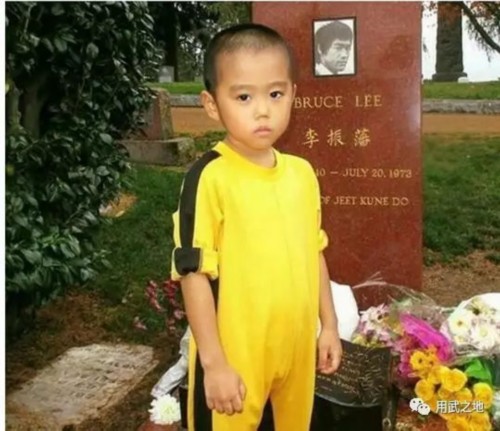 他会是下一个李小龙?竟有如此实力 他会是下一个李小龙?竟有如此实力