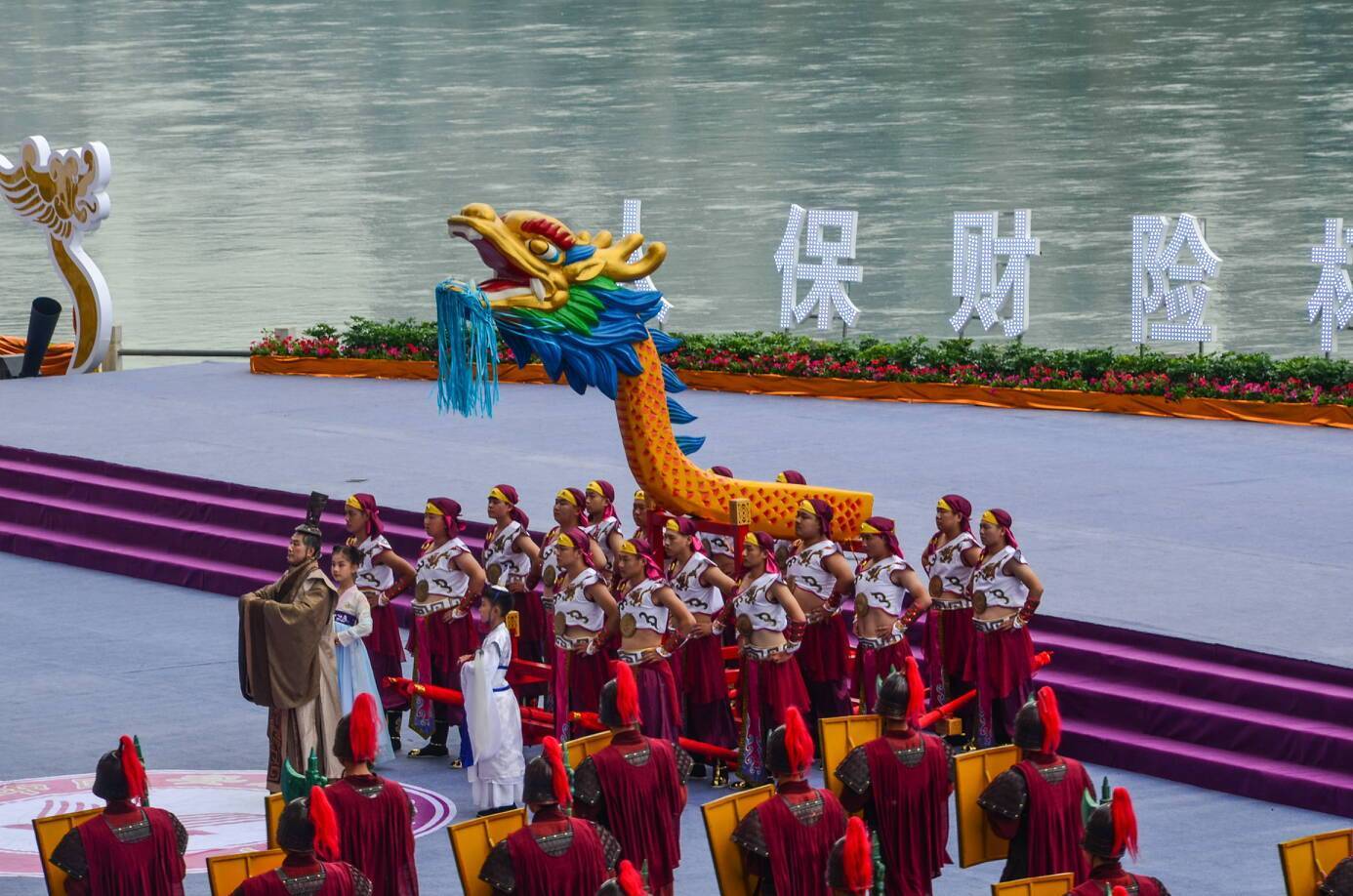 观龙舟竞渡,赏秦巴山水,游生态安康,第十八届安