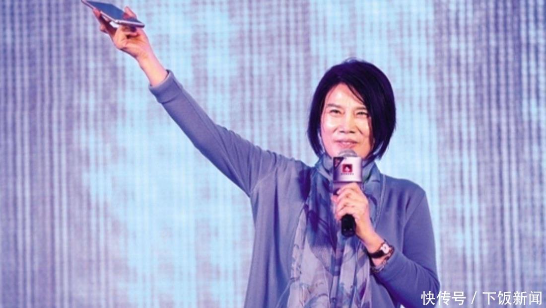 董明珠强制员工买格力手机,自我消化!赠送亮眼