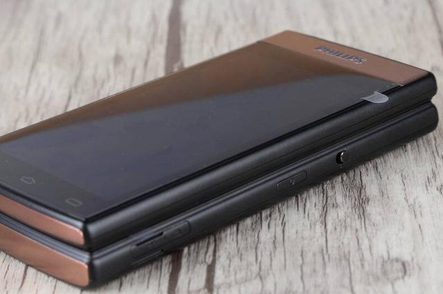 双屏翻盖安卓智能手机,这款智能产品你多半没