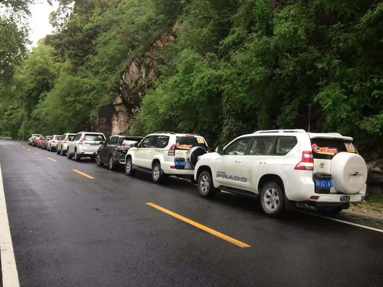 川藏线包车包司机多少钱一天最合适?