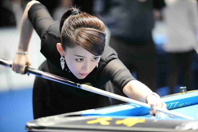 让潘晓婷黯然失色!俄罗斯九球皇后太妖艳 让潘晓婷黯然失色!俄罗斯九球皇后太妖艳