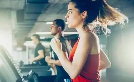 冷得要人命的大冬天,不想出去跑步怎么办?