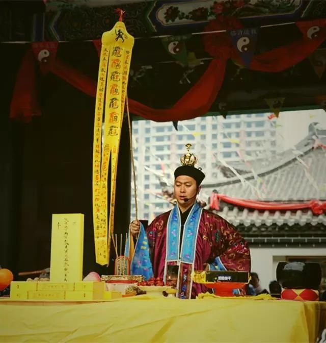 神秘的道教超度法事,招魂幡上的鬼魂!