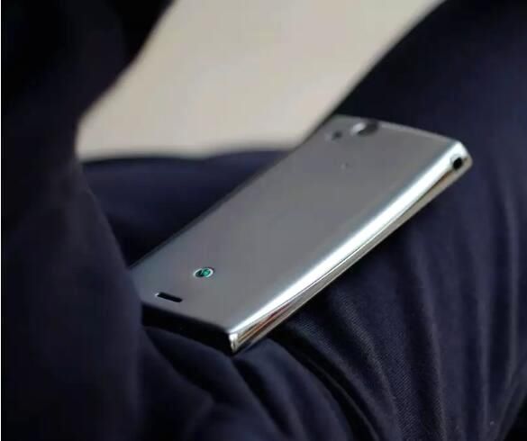 索爱生前最后一款安卓手机,在闲鱼上引发上百