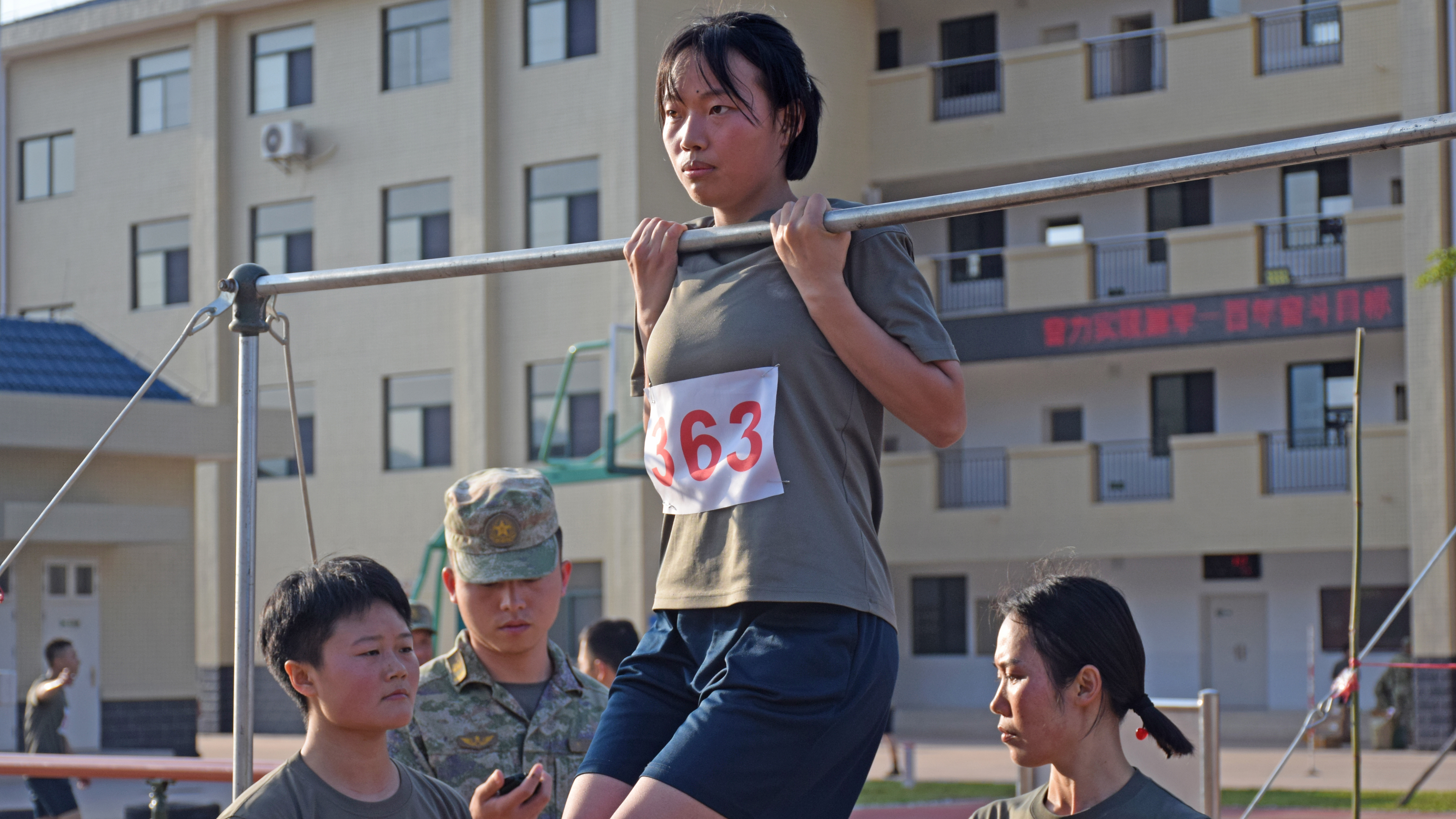 现场直击!中国第22批赴黎维和建筑工兵分队集训队选拔考核 现场直击!中国第22批赴黎维和建筑工兵分队集训队选拔考核