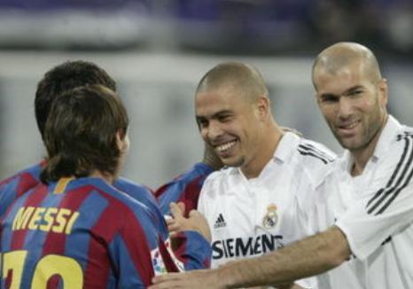 如果你是一家足球俱乐部的老板,二十岁的罗纳