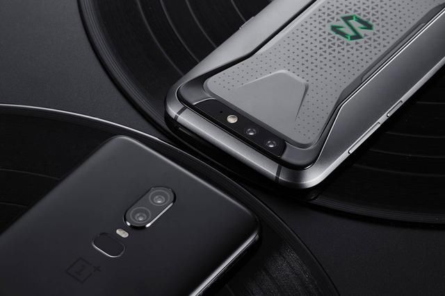 黑鲨手机VS一加6:巅峰对决,谁能问鼎第一游戏