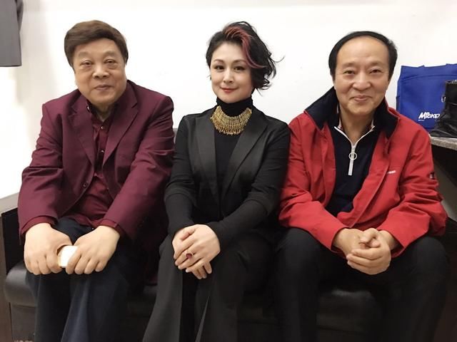 她是赵本山小姨子,拍戏被老公怀疑,结婚20年没时间生娃太敬业