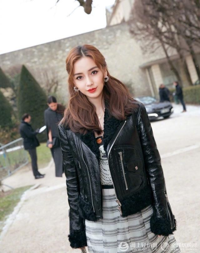 2018秋冬巴黎时装周 看看各路受邀明星的衣品