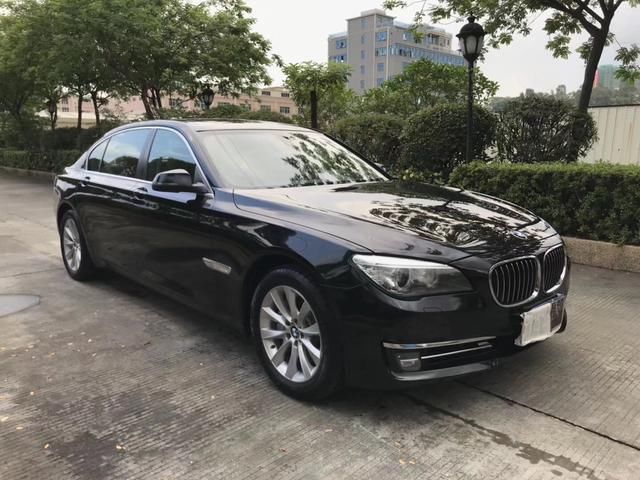 不能因为昆山宝马哥,你就不买宝马了,这台30