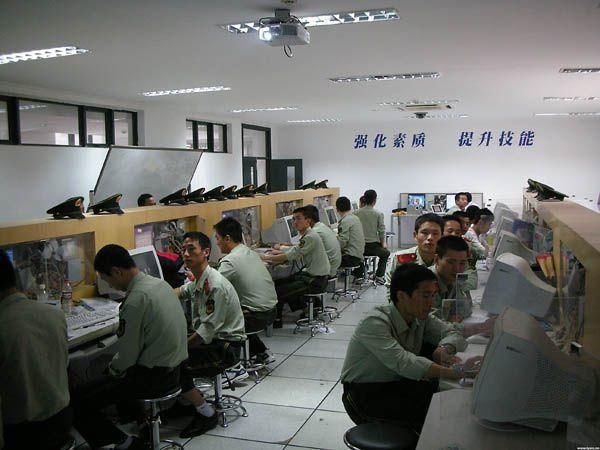 中专学历入伍,可以在部队中升大专吗?这样的回