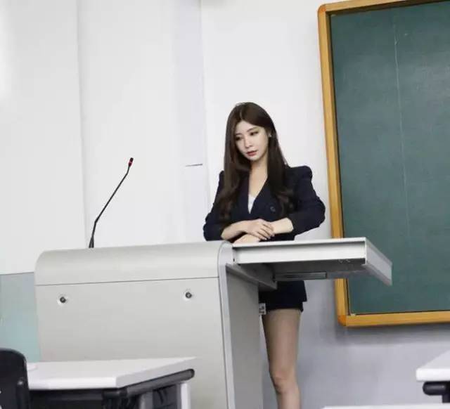 决不旷课！韩国美女主播朴贤书性感写真曝光