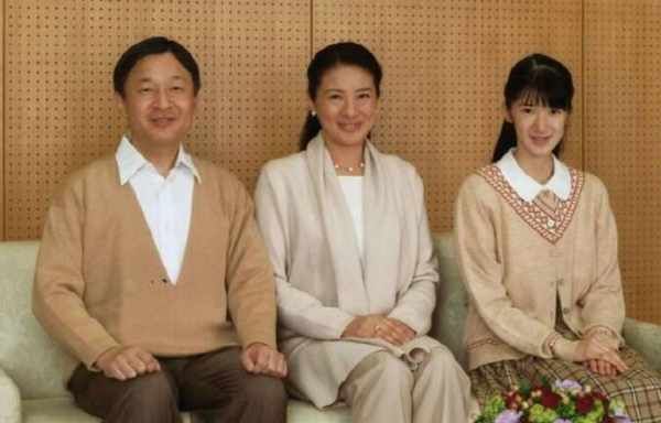 揭秘:现在日本年轻人是怎么看待日本天皇的?