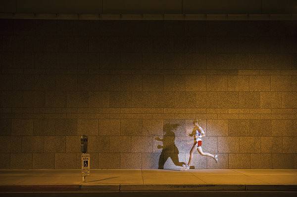 夜晚跑步减肥的正确方法