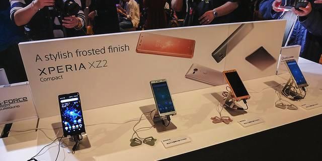 索尼XZ2上手快评:虽然造型不那么索尼了,但