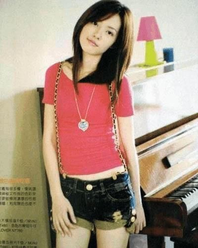 郭碧婷剪短发比她素颜还有魔力, 近照简直像换