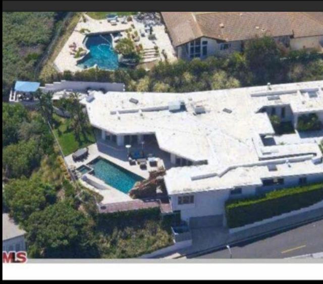 大写加粗的壕!冯小刚美国房产900万美元,国内