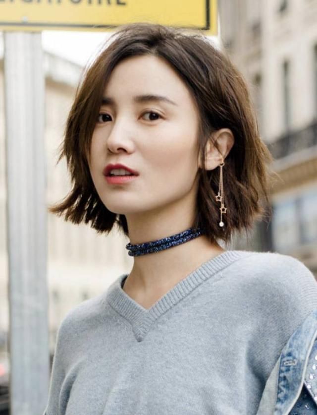 剪短发后女明星们气场爆棚,那么你到底适不适