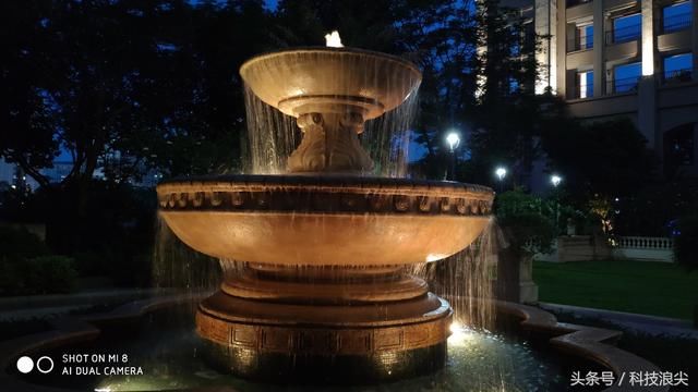 全网首发小米8评测:雷军大放杀手锏,三星顶级