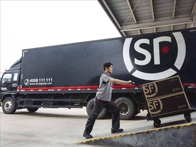 顺丰,京东快递员工资都比你多,网友:我也要去做