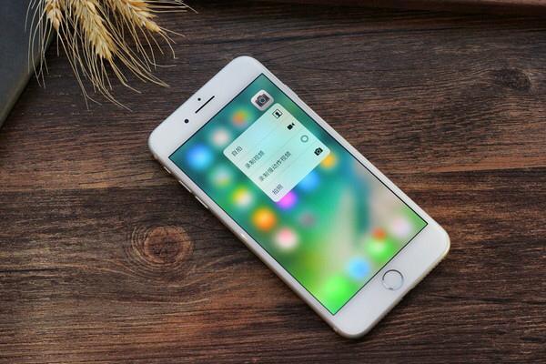 为啥国产手机不舍得用苹果屏?网友陷入无休止